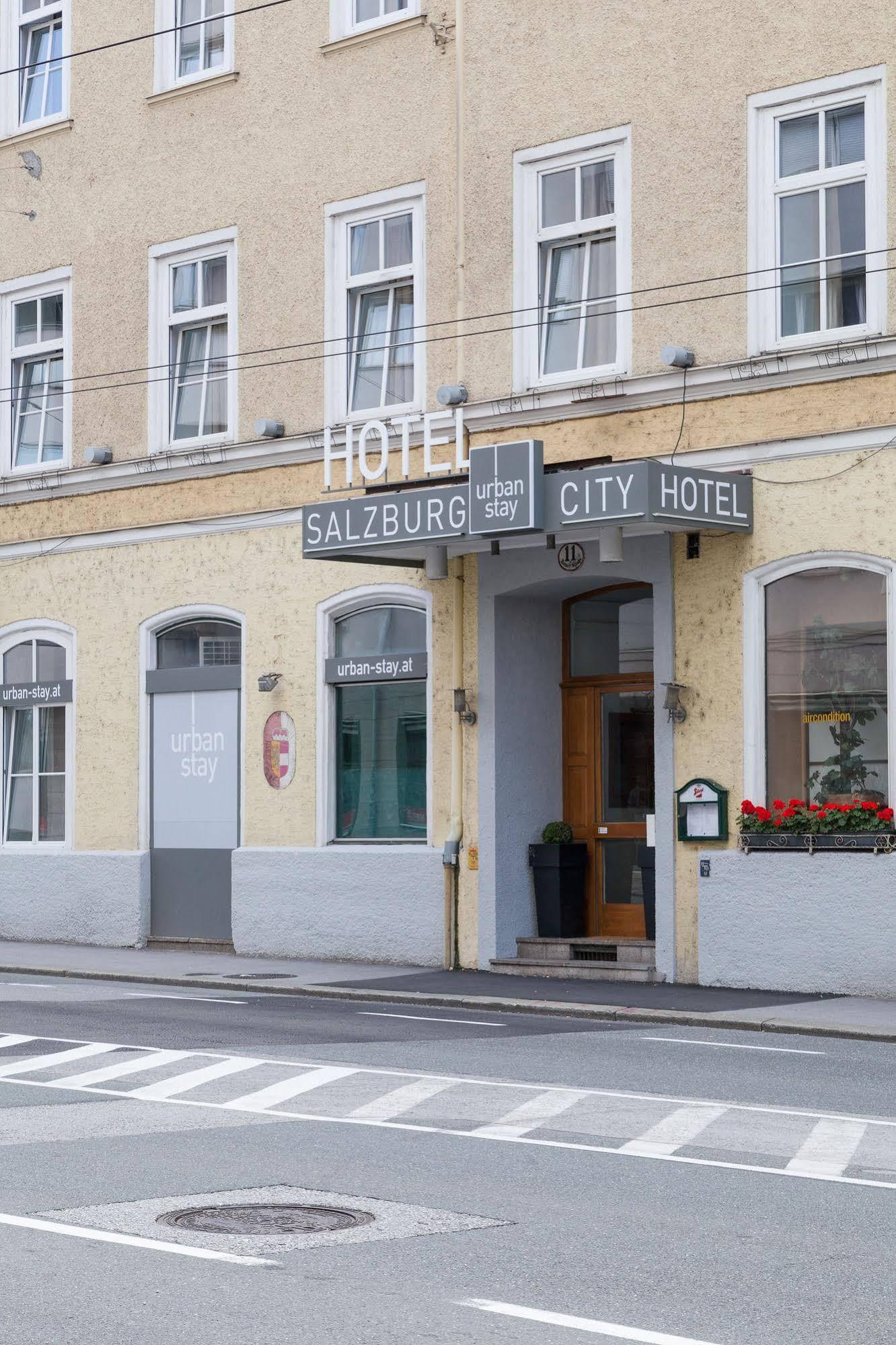 Urban Stay Salzburg City Bagian luar foto