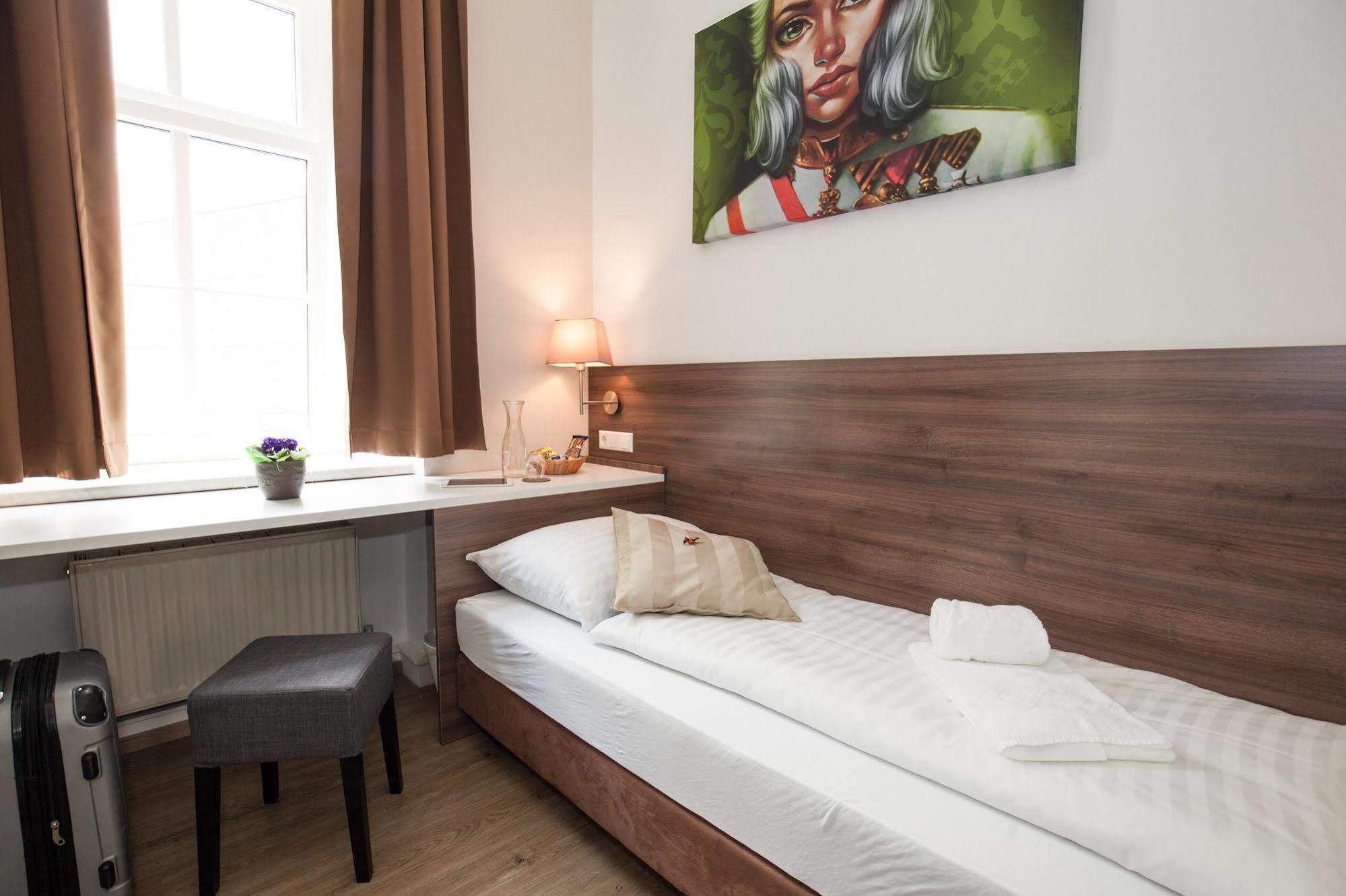 Urban Stay Salzburg City Bagian luar foto