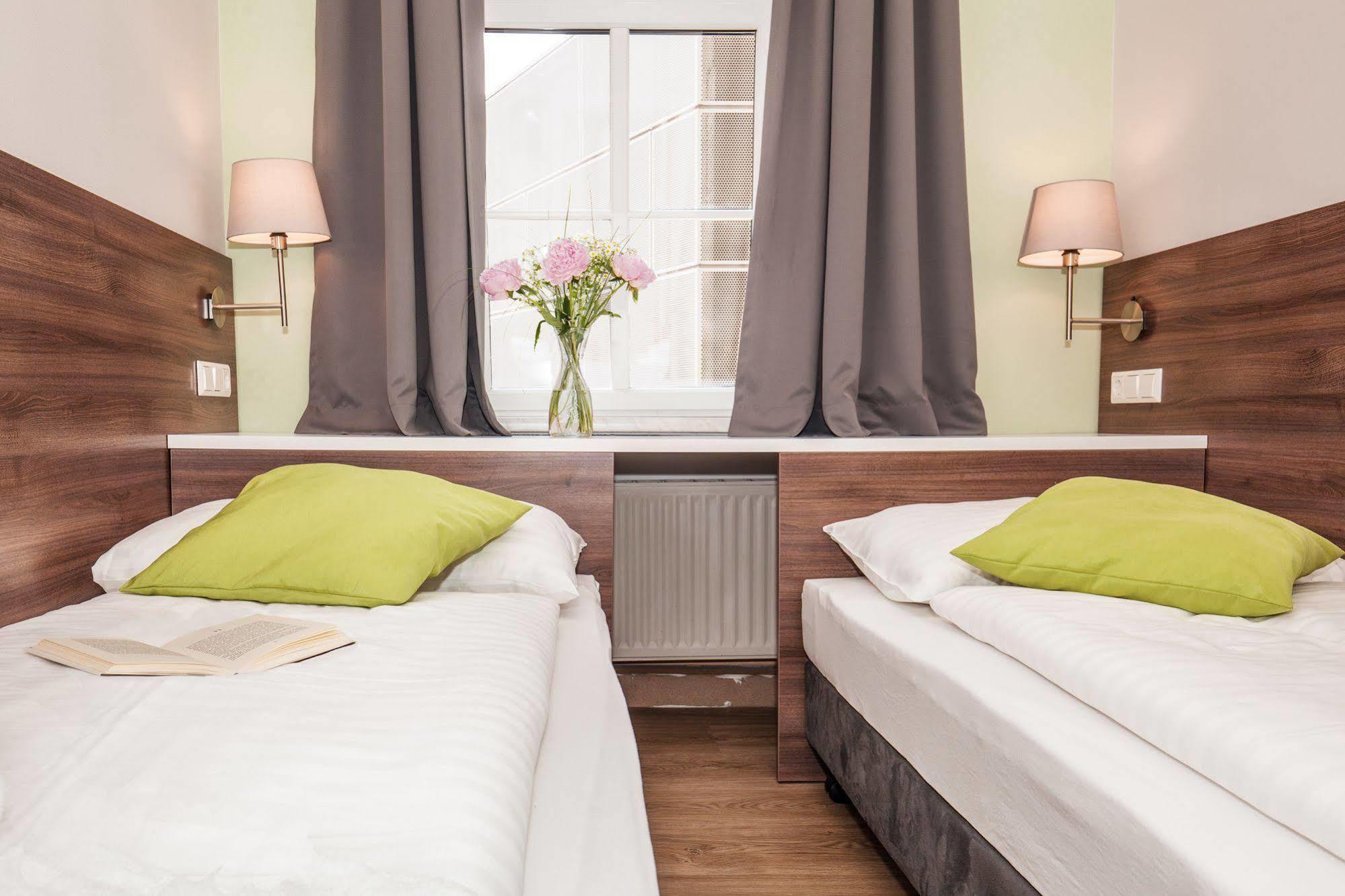 Urban Stay Salzburg City Bagian luar foto